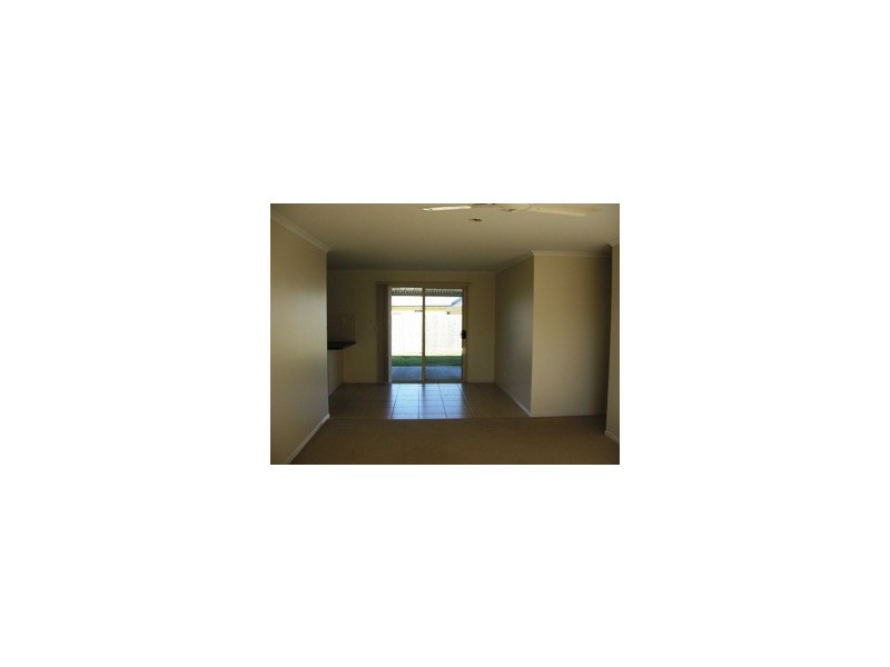 2/40 Wide Bay Drive, Hervey Bay QLD 4655