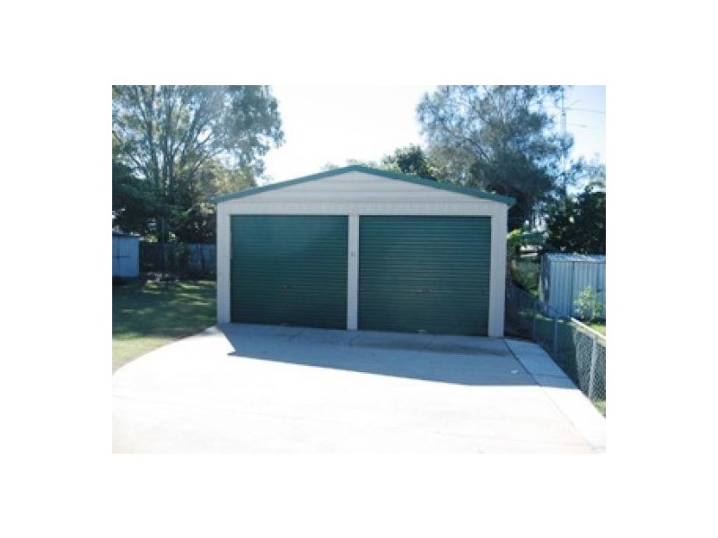 81 Hammond Street, Urangan QLD 4655