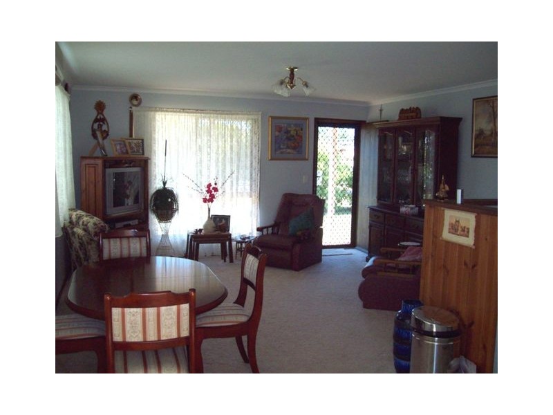 34 William Street, Urangan QLD 4655