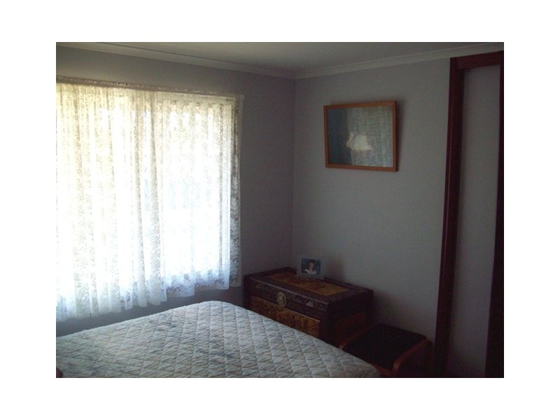34 William Street, Urangan QLD 4655