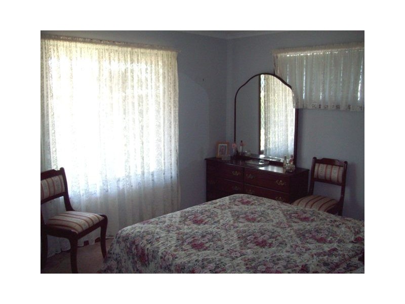 34 William Street, Urangan QLD 4655