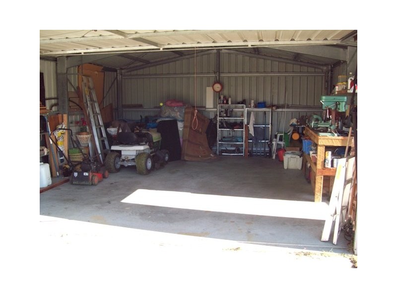 34 William Street, Urangan QLD 4655