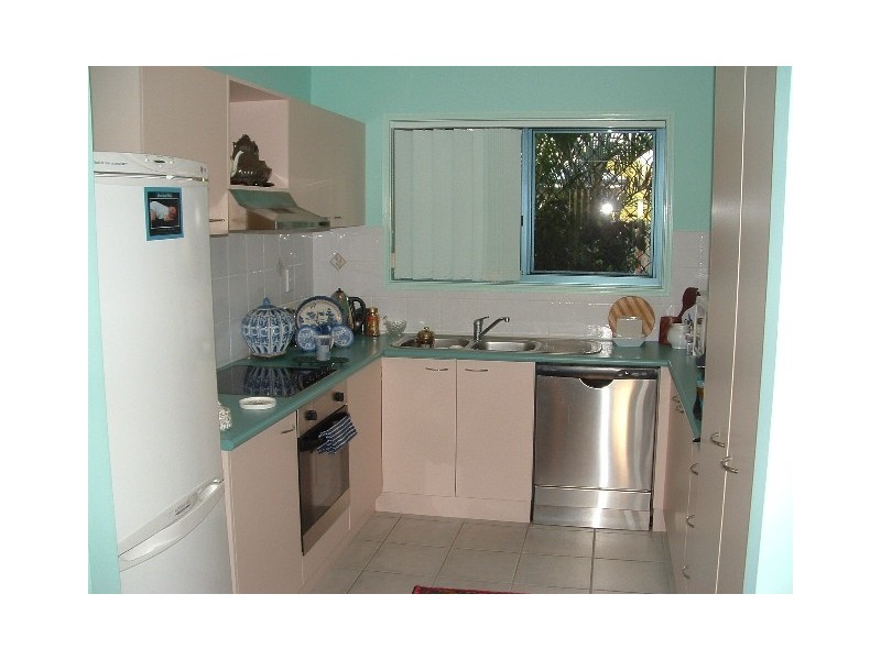 37/34 Elizabeth Street, Urangan QLD 4655