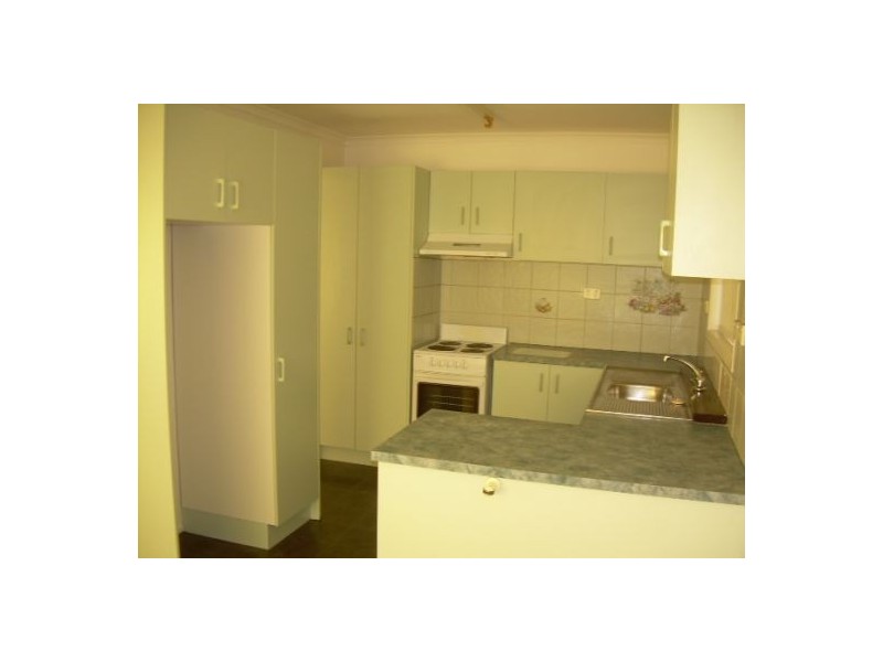 14  Hayworth Street, Point Vernon QLD 4655