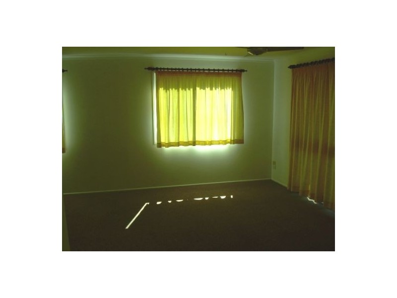 14  Hayworth Street, Point Vernon QLD 4655