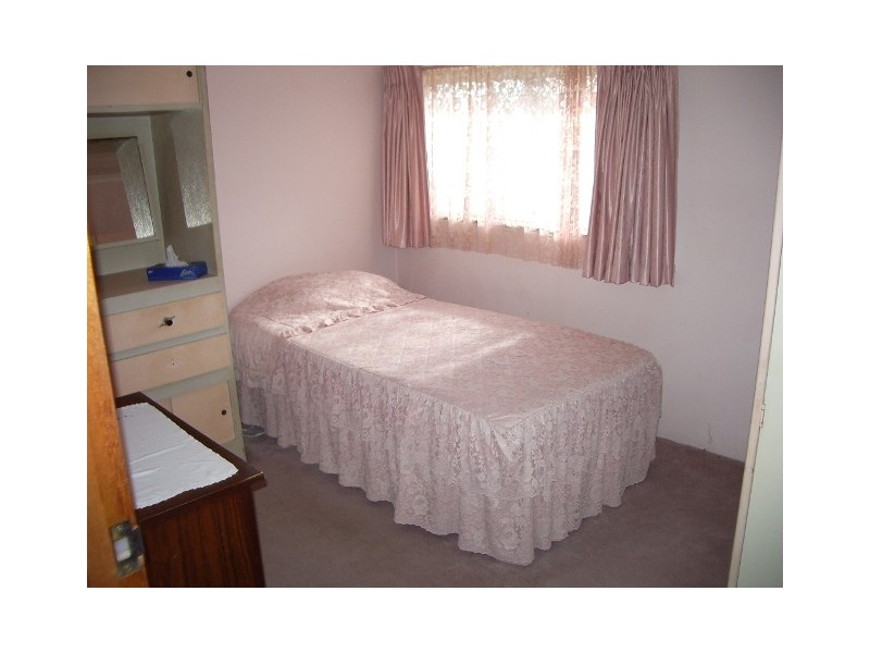 3 Herbert Street, Urangan QLD 4655