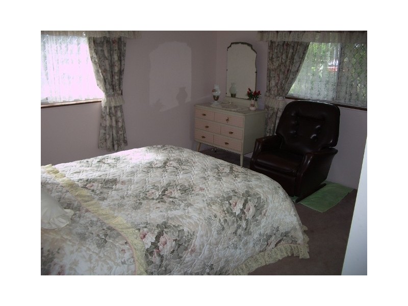 3 Herbert Street, Urangan QLD 4655