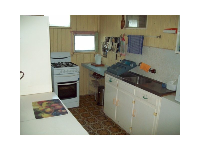 46 Kent Street, Urangan QLD 4655