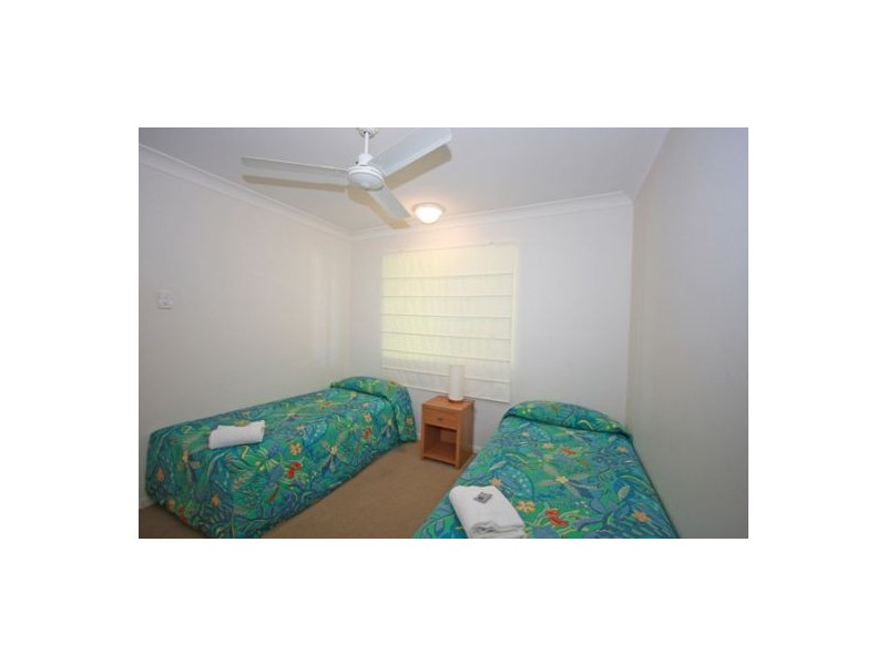 15/13 Ann St, Torquay QLD 4655