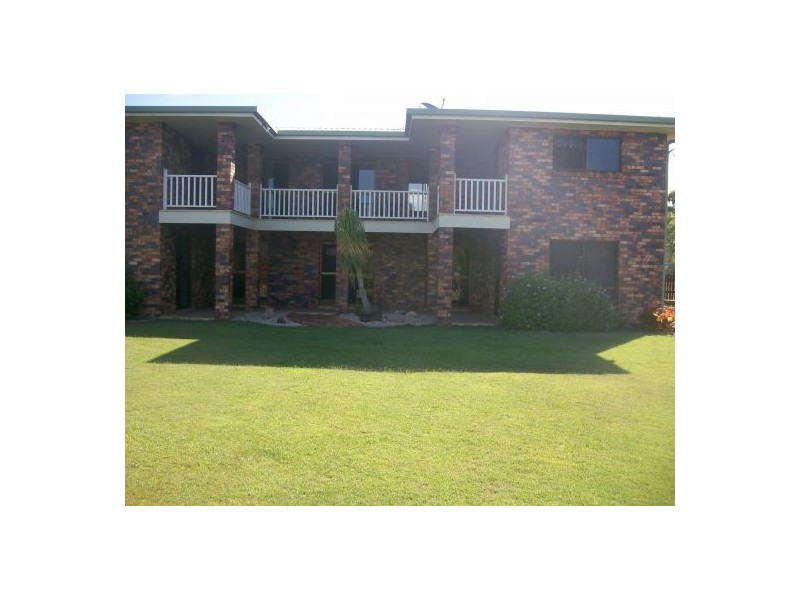 82 Beck Road, Urangan QLD 4655