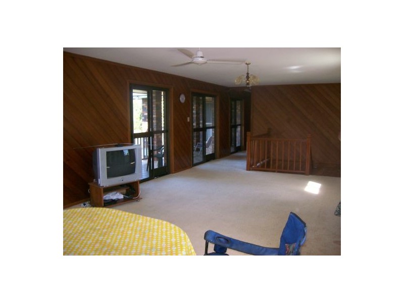 82 Beck Road, Urangan QLD 4655