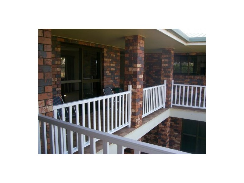 82 Beck Road, Urangan QLD 4655