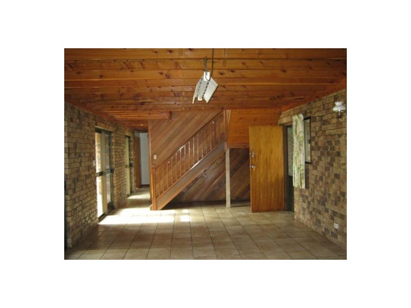 82 Beck Road, Urangan QLD 4655