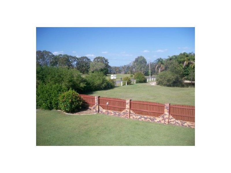 82 Beck Road, Urangan QLD 4655