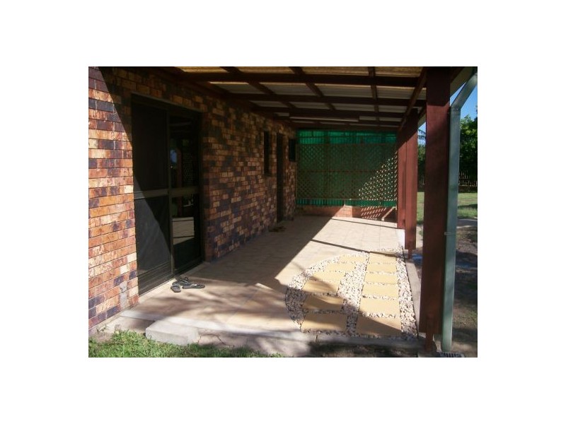 82 Beck Road, Urangan QLD 4655