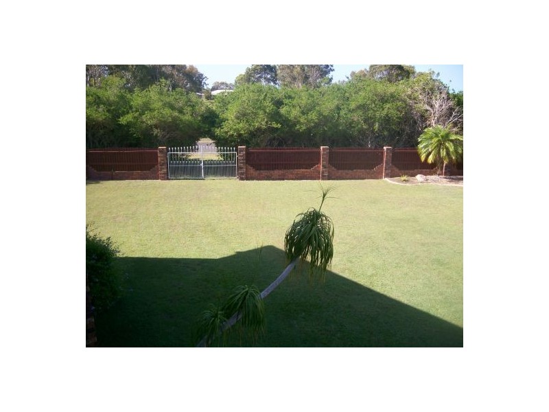 82 Beck Road, Urangan QLD 4655