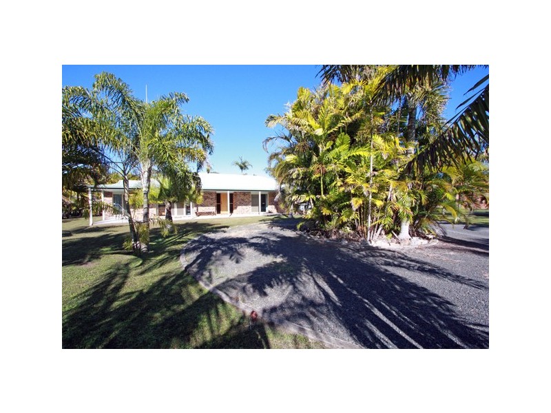 35 Orchid Ave, Urangan QLD 4655