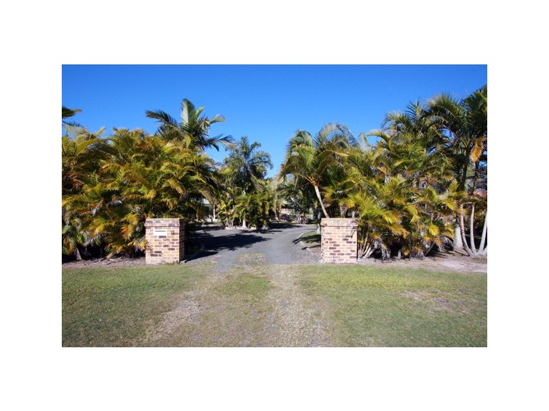 35 Orchid Ave, Urangan QLD 4655