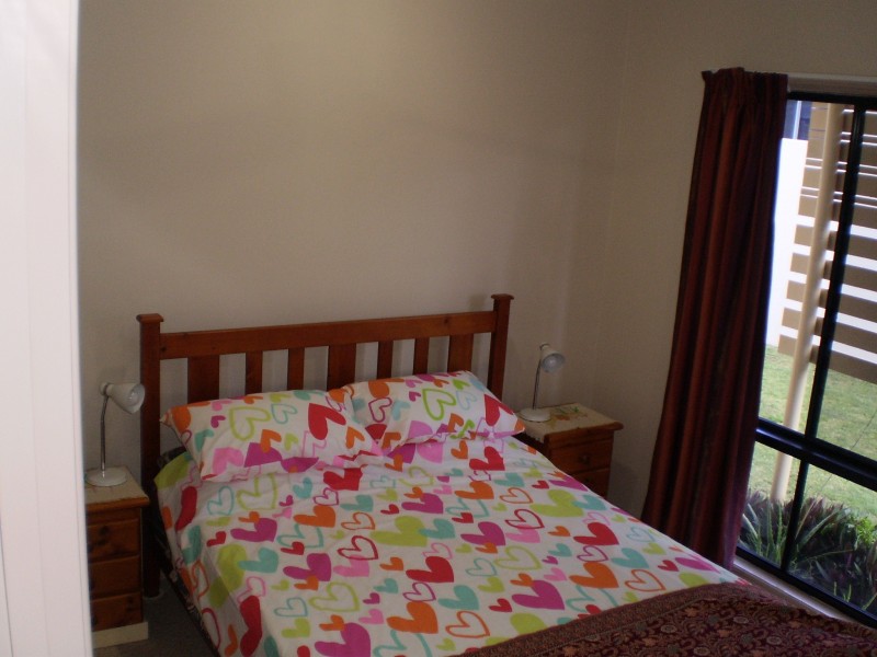 33 Traviston, Burrum Heads QLD 4659