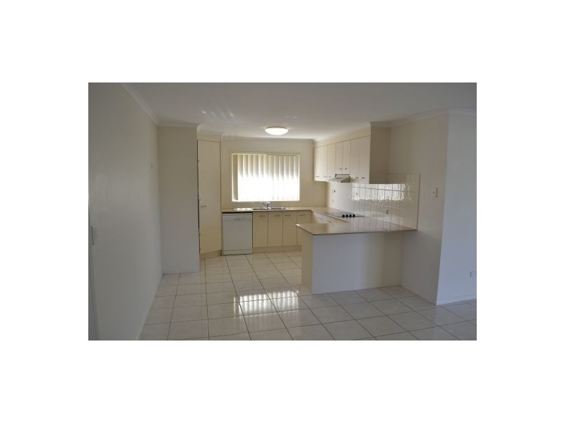 42 Bounty Circuit, Eli Waters QLD 4655