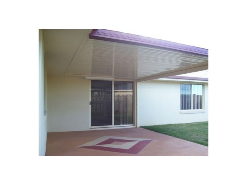 42 Bounty Circuit, Eli Waters QLD 4655