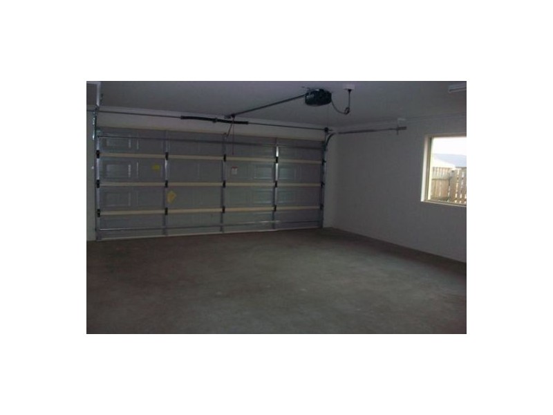 42 Bounty Circuit, Eli Waters QLD 4655