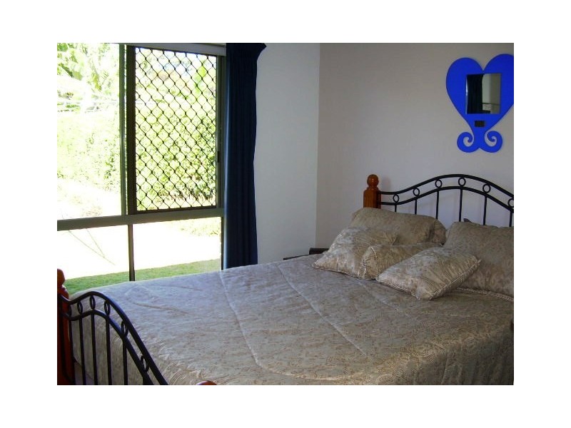 17 St Joseph Dr, Urraween QLD 4655