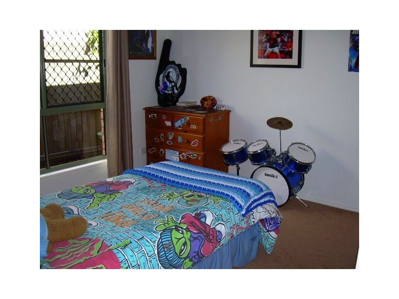 17 St Joseph Dr, Urraween QLD 4655