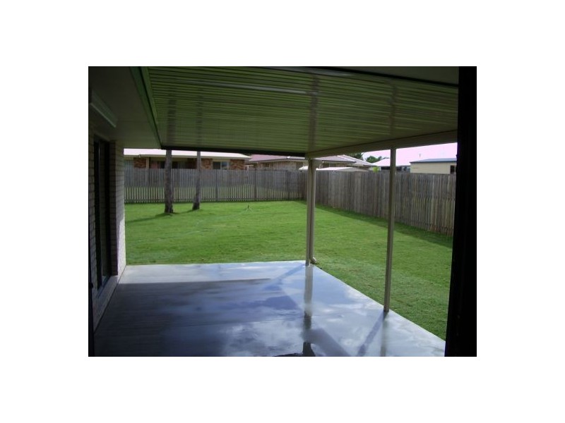 17 Bianca Court, Torquay QLD 4655