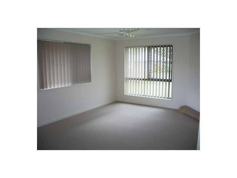 17 Bianca Court, Torquay QLD 4655