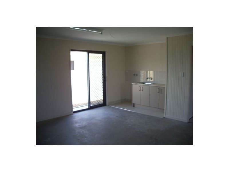 17 Bianca Court, Torquay QLD 4655