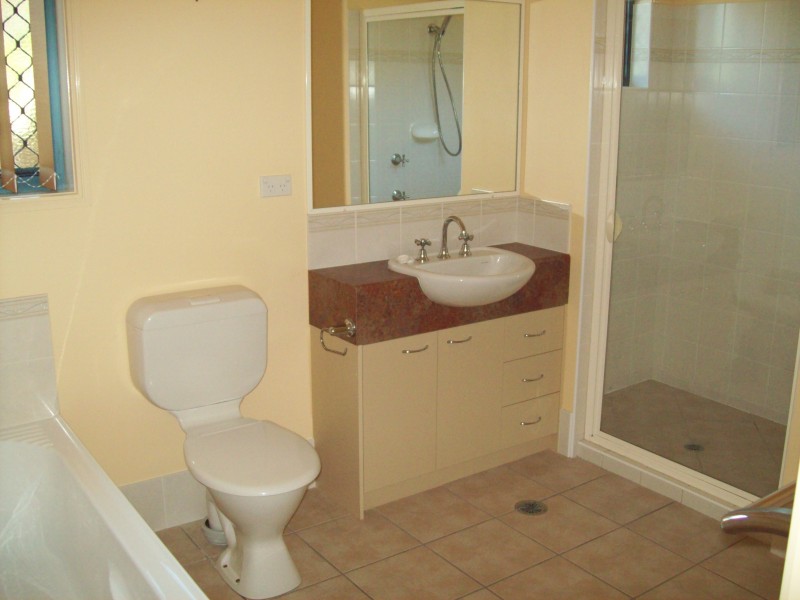 Unit 44-34 Elizabeth Street, Urangan QLD 4655