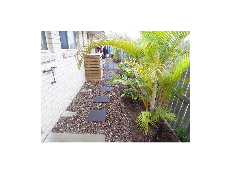 11 currawong, Eli Waters QLD 4655