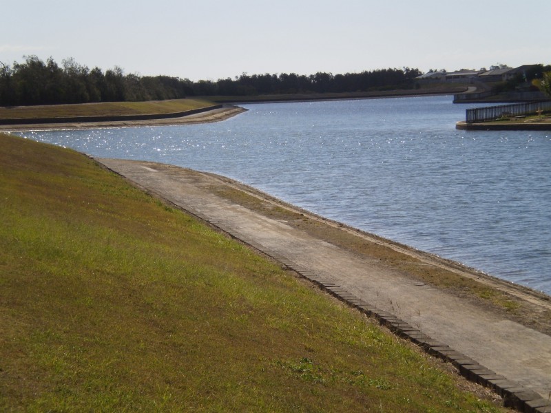 11 currawong, Eli Waters QLD 4655