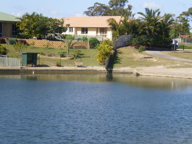 11 currawong, Eli Waters QLD 4655