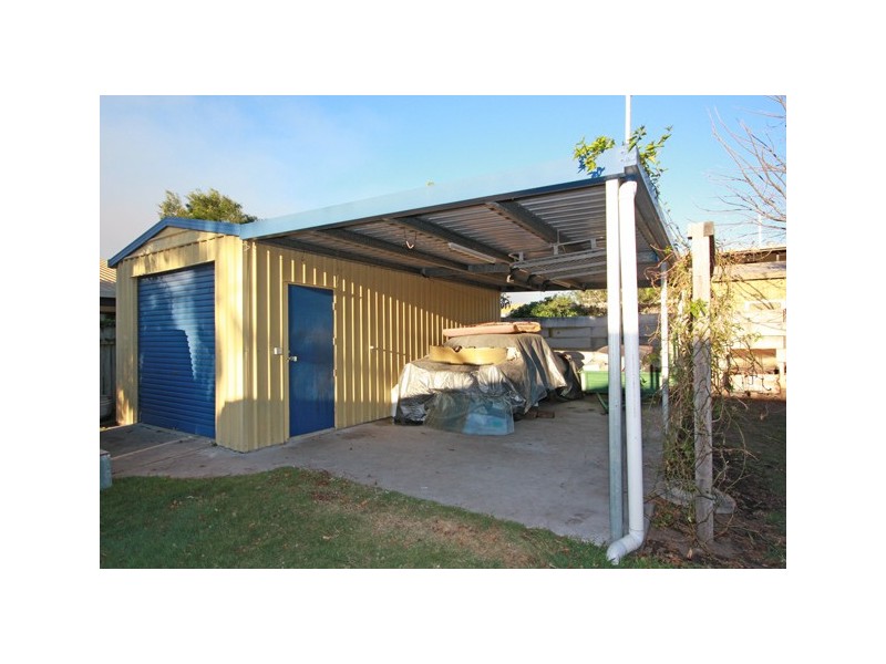 38 Hansen St, Urangan QLD 4655