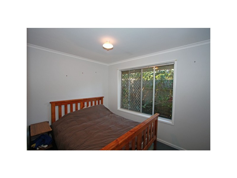 38 Hansen St, Urangan QLD 4655