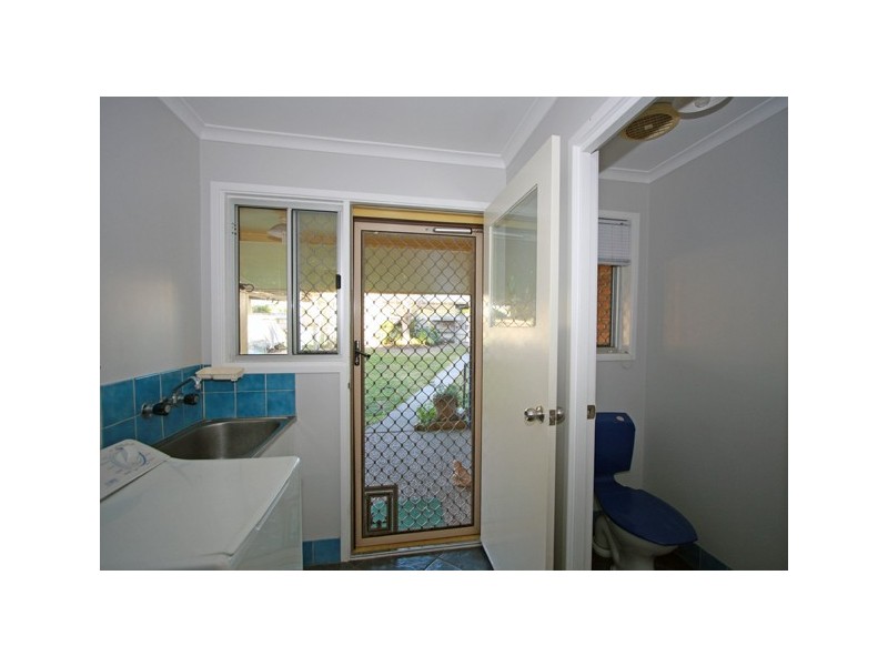 38 Hansen St, Urangan QLD 4655