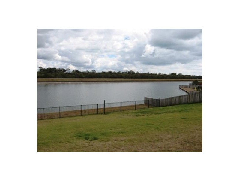 28 Bushlark Avenue, Eli Waters QLD 4655