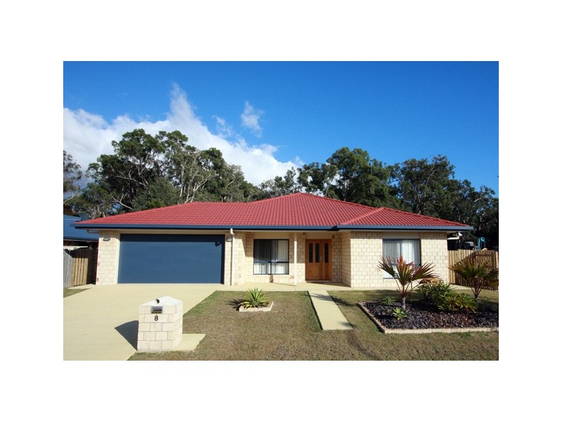 8 Stringybark Dr, Urangan QLD 4655