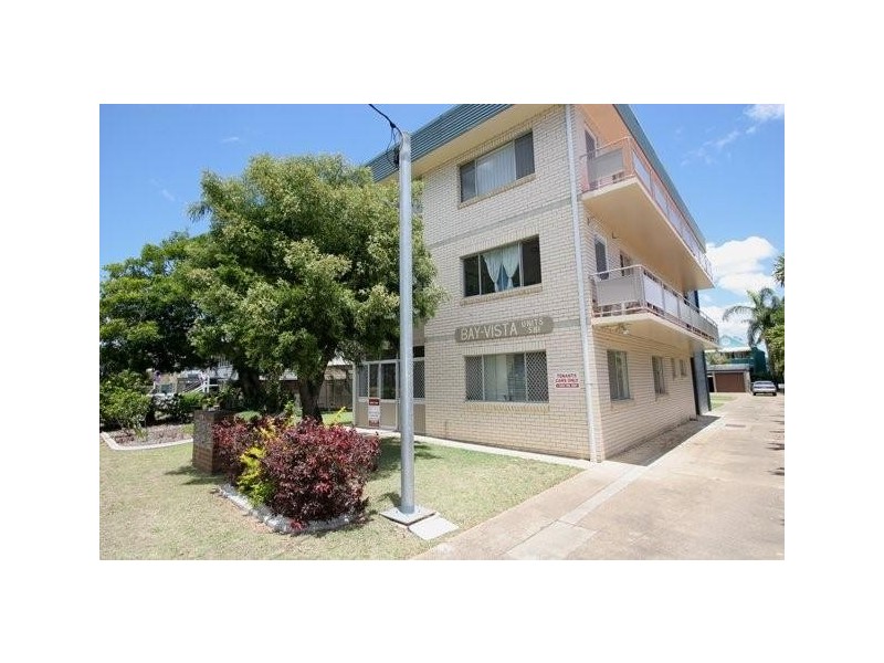Unit 8 581 Esplanade, Urangan QLD 4655