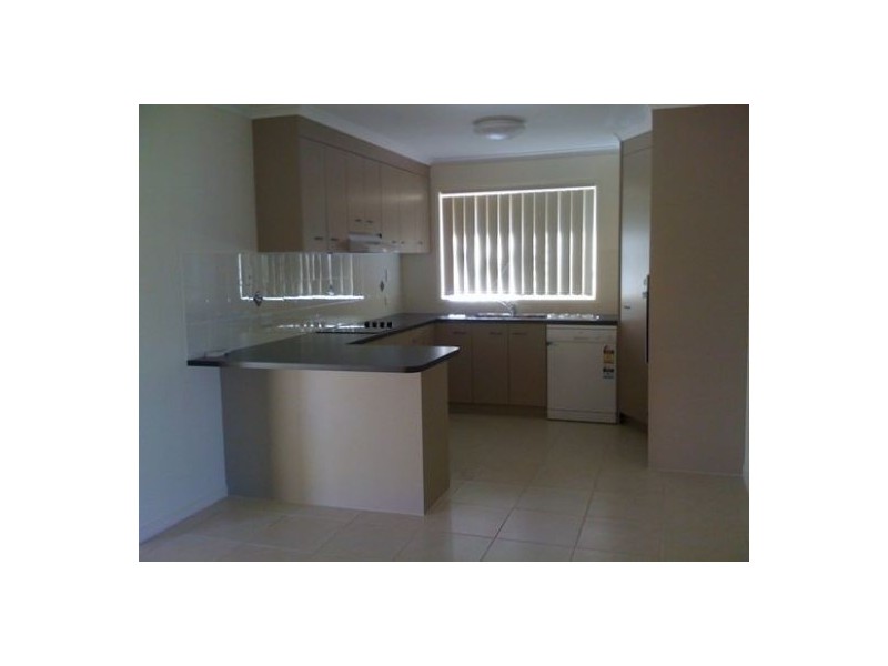 23 Moonstone drive, Urangan QLD 4655