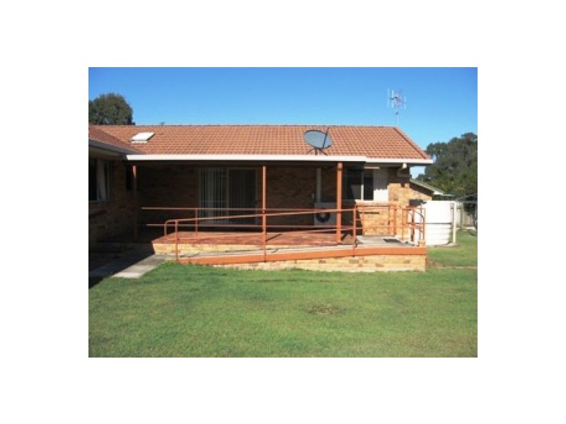 10 Merrilyn Court, Urangan QLD 4655