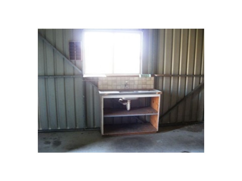 10 Merrilyn Court, Urangan QLD 4655