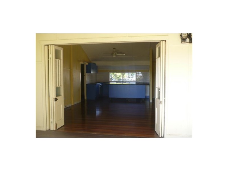 21 Scarborough Street, Scarness QLD 4655