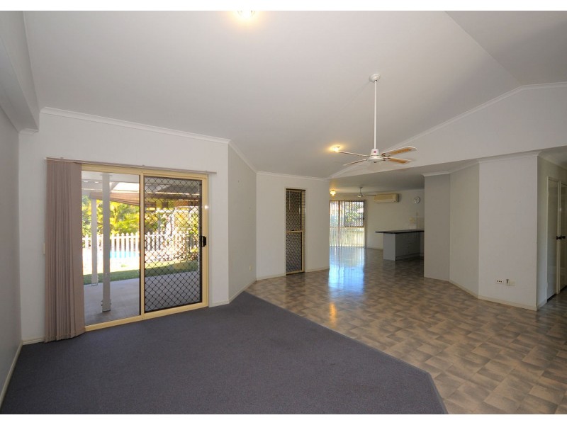Point Vernon QLD 4655
