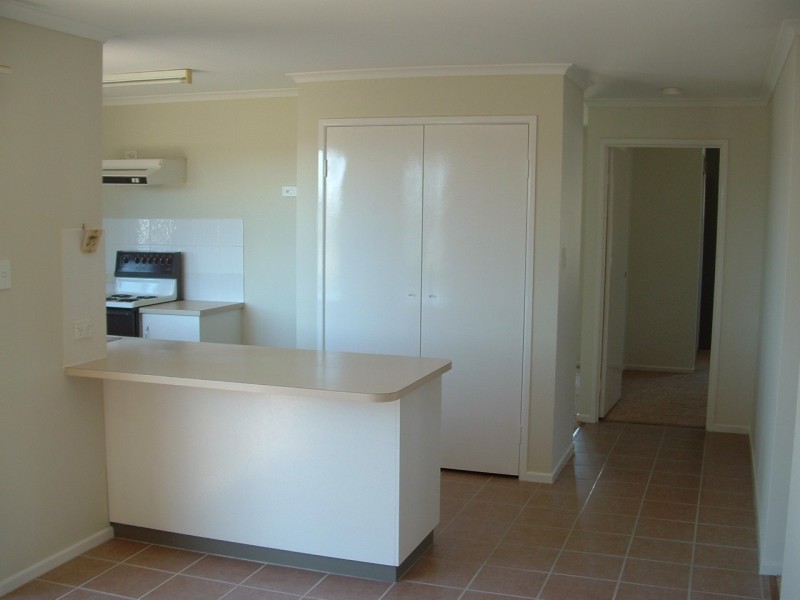 68 Murphy Street, Point Vernon QLD 4655