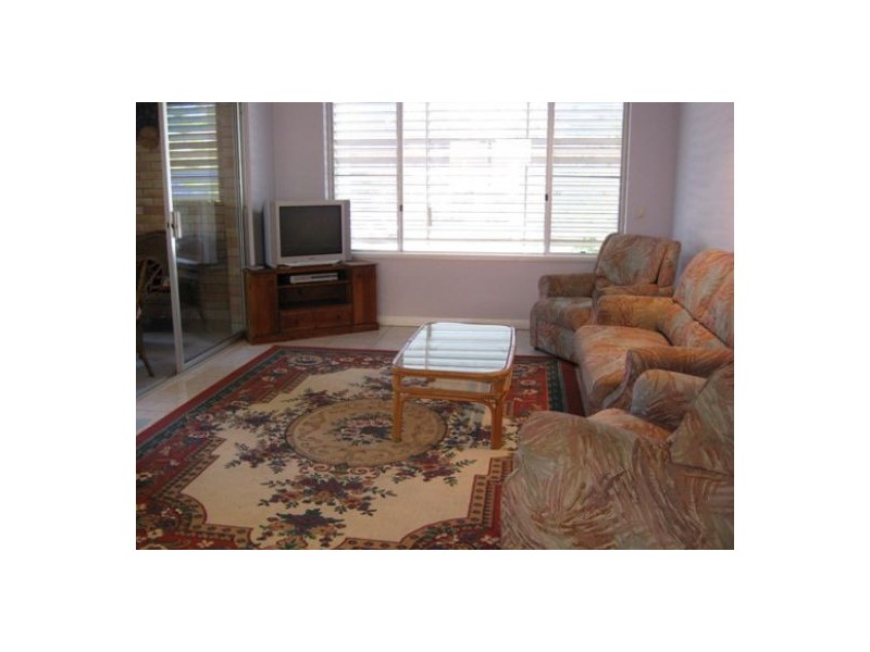 4/380 Charlton Esplanade, Scarness QLD 4655
