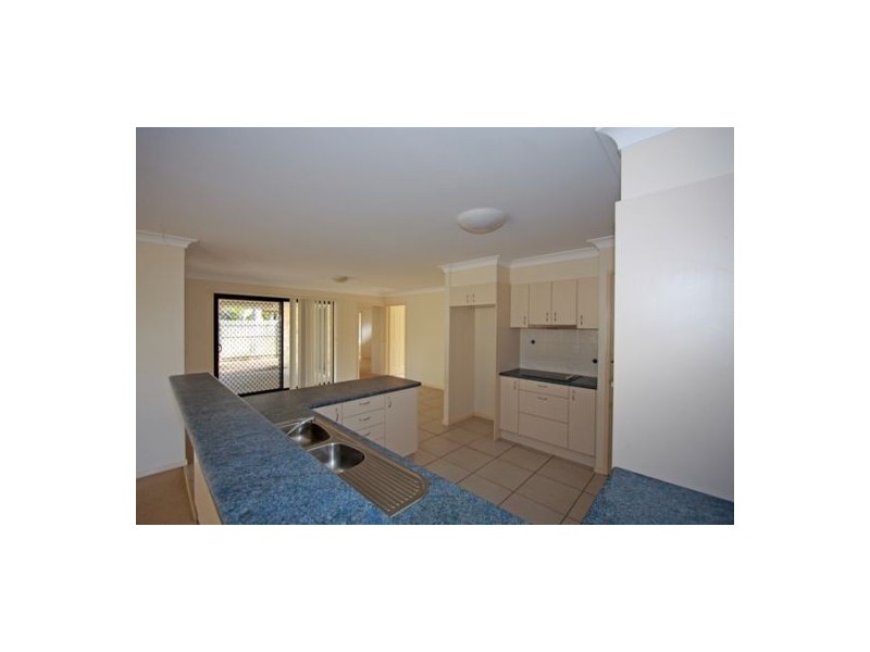 6  Stringybark Dr, Urangan QLD 4655