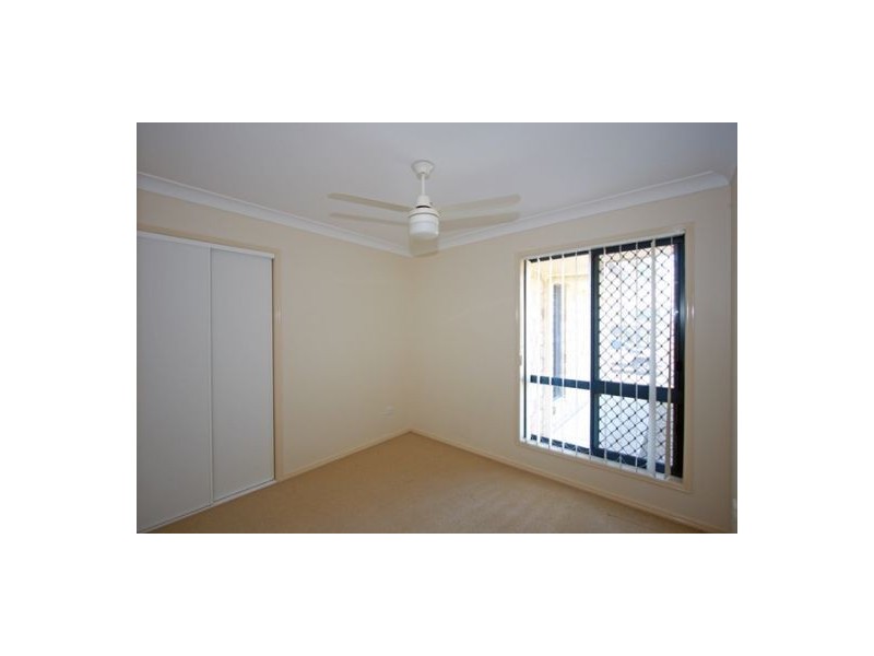 6  Stringybark Dr, Urangan QLD 4655
